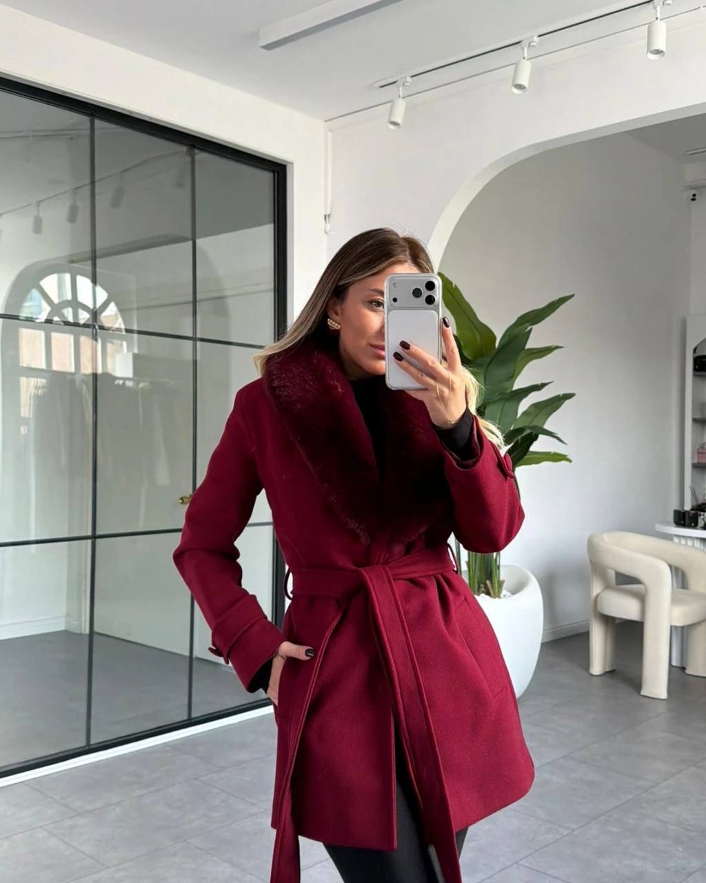 Faux Fur Collar Coat Short